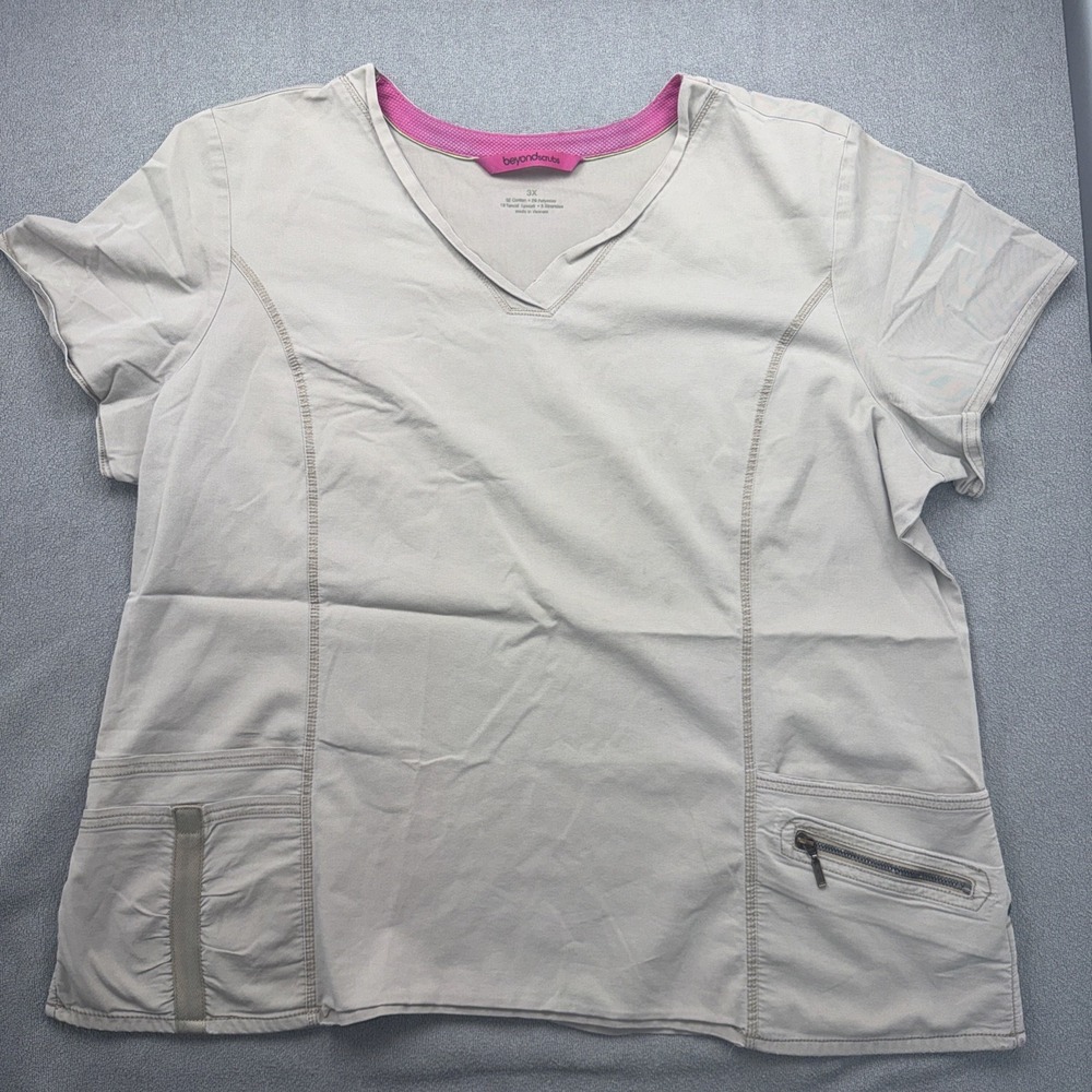Beyond Scrubs Women's  V-Neck Top Khaki  Size 3XL RN 102904